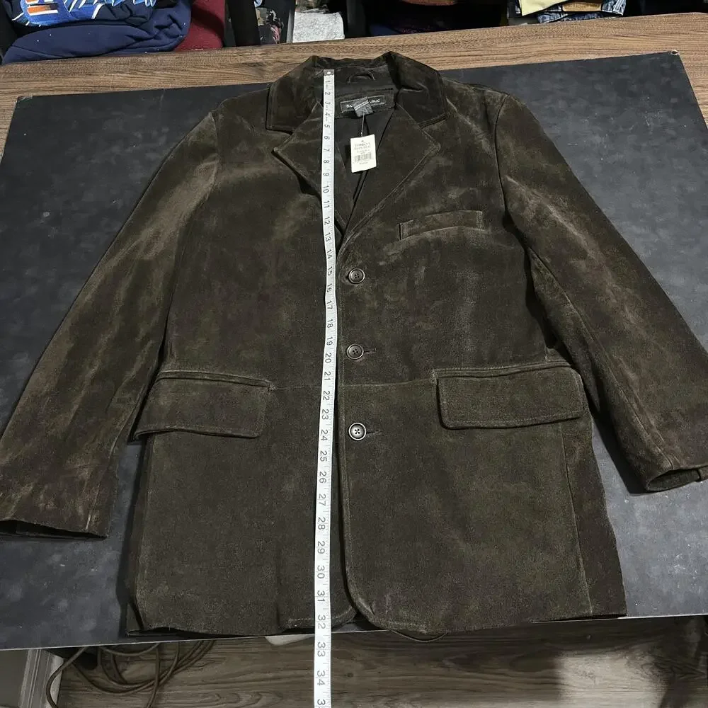Banana Republic brand banana